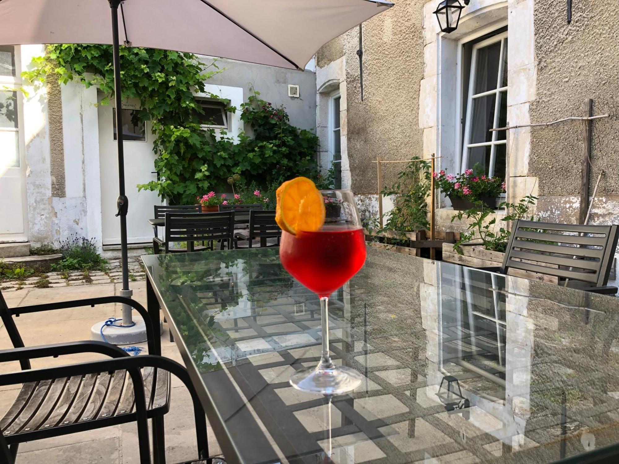 La Basse Cour Otel Tanlay Dış mekan fotoğraf
